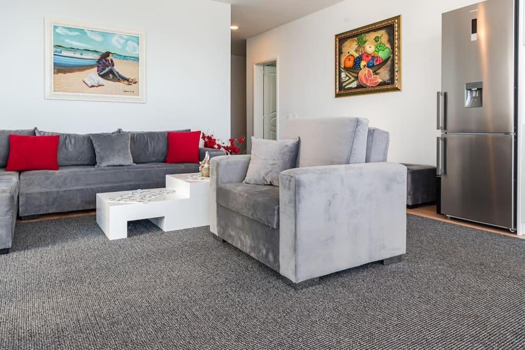 Seaview Luxury Suite By Ps Golem  Exterior foto